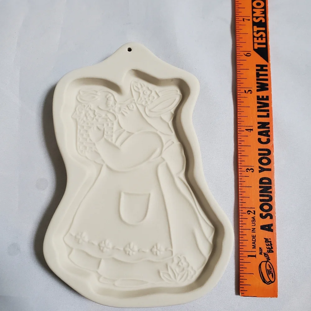 Longaberger Easter Mama and Baby Bunny Cookie Mold